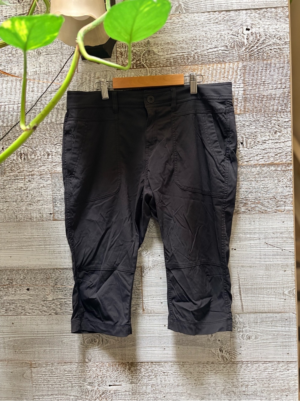 PrAna | Halle Lightweight Technical Outdoors Capris/Knickers - Women's 10, Gray